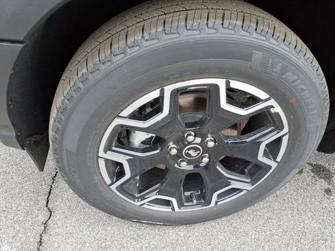 New 2025 Ford Bronco Sport Outer Banks w/ Outer Banks Tech Package+ image 17