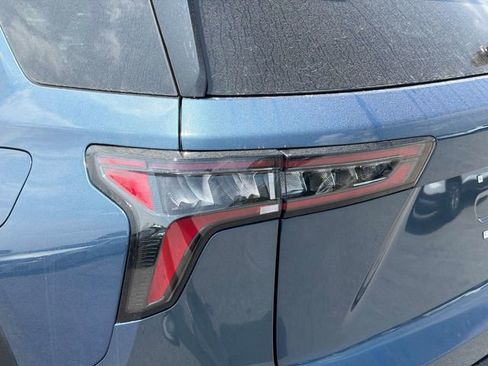 New 2026 Chevrolet Equinox LT FWD image 11