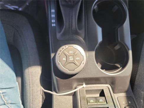 New 2025 Ford Bronco image 18