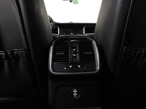 Used 2021 Porsche Macan GTS AWD/4WD image 75