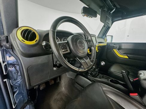 Used 2017 Jeep Wrangler Unlimited Sport w/ Quick Order Package 23S AWD/4WD image 9
