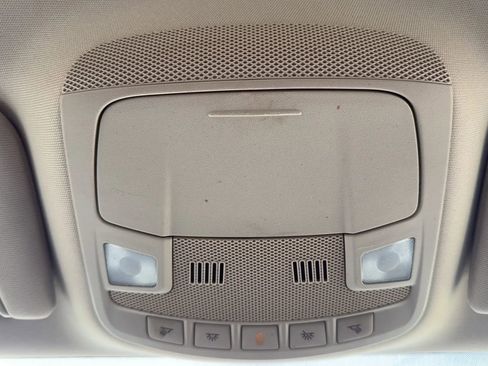 Used 2017 Ford Fusion SE w/ Fusion SE Technology Package image 21