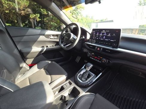 Used 2023 Kia Forte GT-Line w/ GT-Line Premium Package FWD image 26