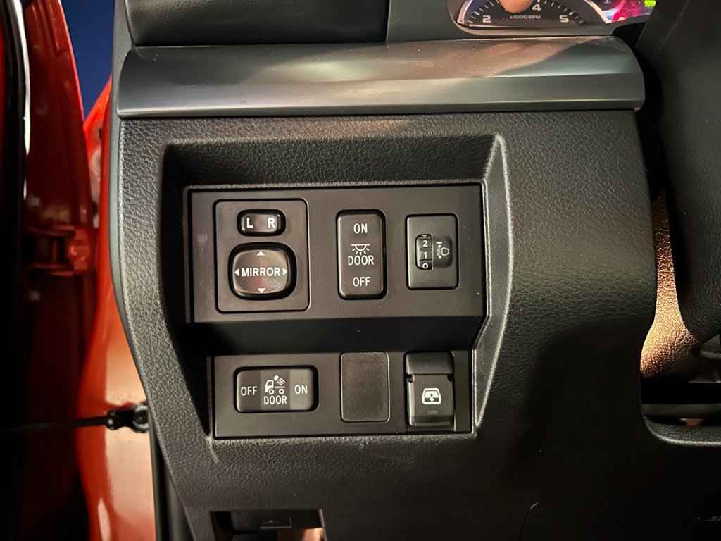 Used 2015 Toyota Tundra TRD Pro AWD/4WD image 18
