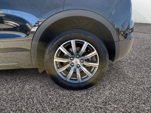 Used 2019 Cadillac XT4 Sport w/ Cold Weather Package image 14