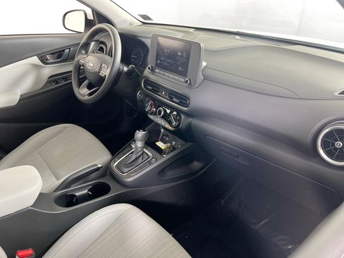 Used 2023 Hyundai Kona SEL AWD/4WD image 26