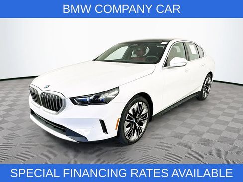 Used 2026 BMW 540i xDrive AWD/4WD image 4