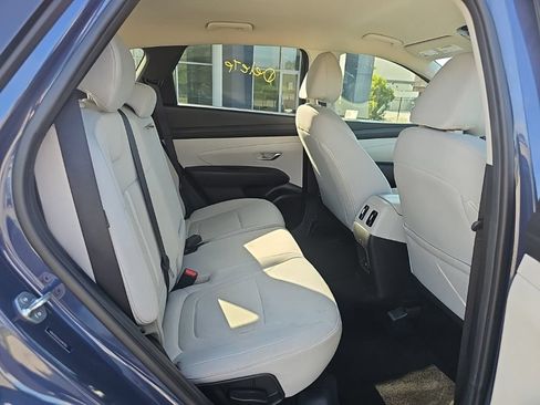 Used 2025 Hyundai Tucson SEL FWD image 17