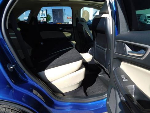 Used 2023 Ford Edge SEL w/ Convenience Package AWD/4WD image 30