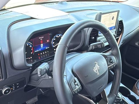 Certified 2024 Ford Bronco Sport Outer Banks AWD/4WD image 22