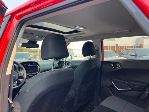 Certified 2023 Kia Soul EX FWD image 13