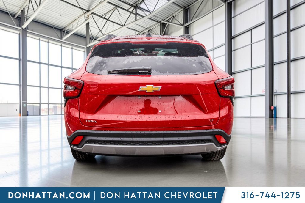 New 2026 Chevrolet Trax LT w/ LT Convenience Package FWD image 29