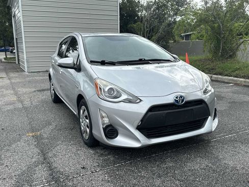 Used 2015 Toyota Prius C One FWD image 8