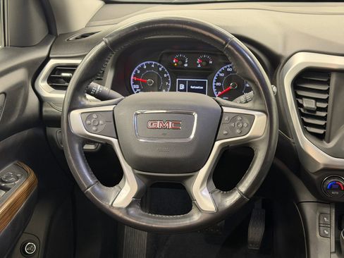 Used 2018 GMC Acadia SLE image 28