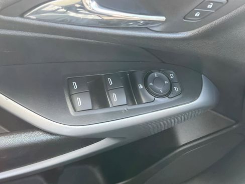 Certified 2024 Chevrolet Trax LS image 21