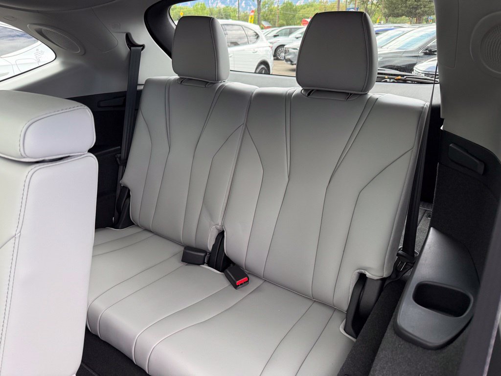 Certified 2026 Acura MDX w/ Technology Package AWD/4WD image 14