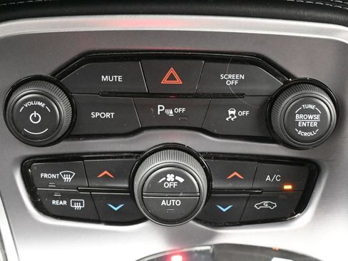 Used 2022 Dodge Challenger GT w/ Blacktop Package AWD/4WD image 19