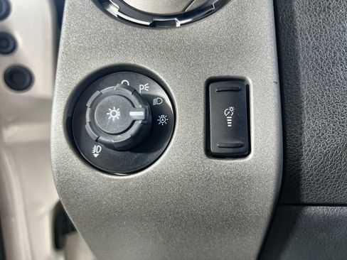 Used 2015 Ford F250 Lariat w/ Lariat Ultimate Package AWD/4WD image 18