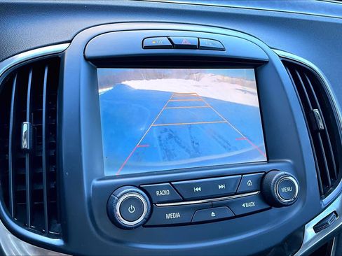 Used 2014 Buick LaCrosse Leather w/ Driver Confidence Package image 28