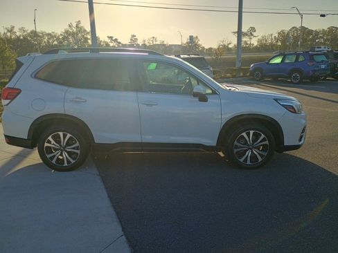 Used 2019 Subaru Forester Limited w/ Popular Package #3 image 4