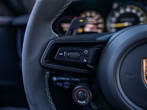 Certified 2025 Porsche 911 GT3 RS RWD image 44
