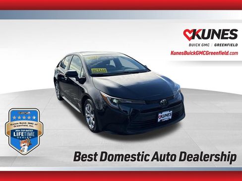 Used 2025 Toyota Corolla LE image 1