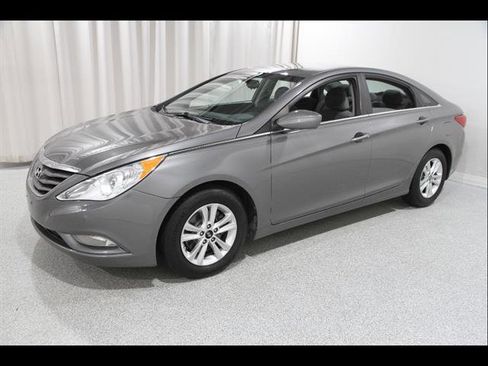 Used 2013 Hyundai Sonata GLS w/ Popular Equipment Pkg image 3
