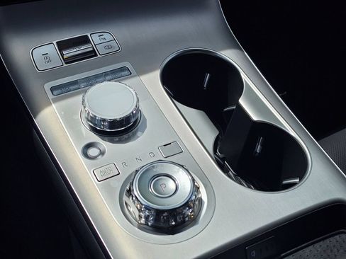 New 2026 Genesis GV70 2.5T Advanced AWD/4WD image 19