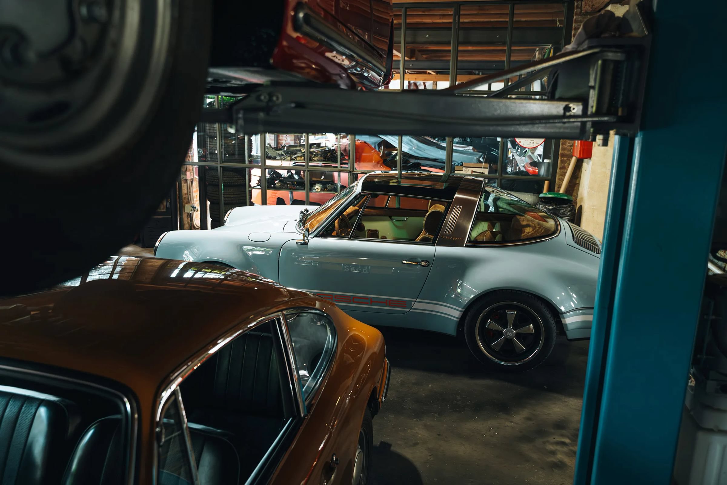 Used 1995 Porsche 911 Cabriolet image 91