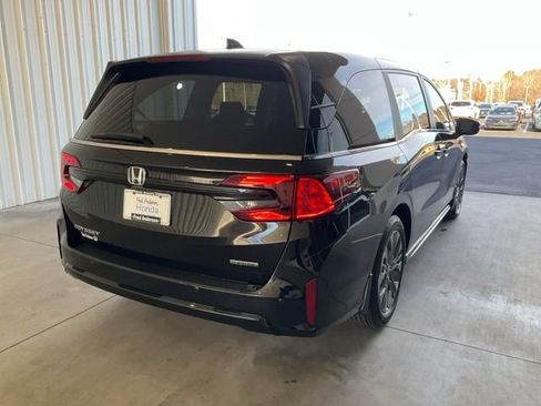 New 2026 Honda Odyssey Touring image 26