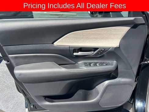 Used 2026 Toyota Grand Highlander FWD image 3