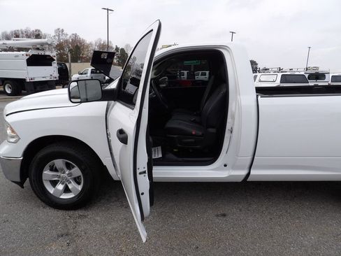 Used 2021 RAM 1500 Tradesman w/ Chrome Appearance Group image 13