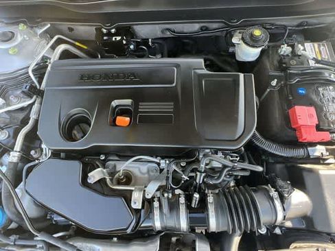 Used 2022 Honda Accord Sport image 10