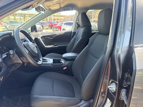 Used 2025 Toyota RAV4 LE FWD image 25