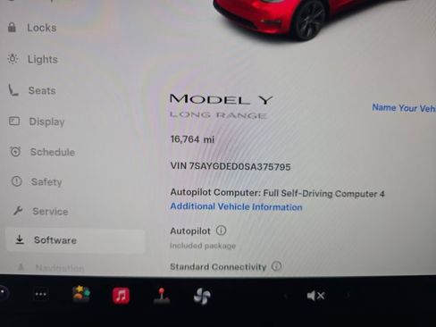 Used 2025 Tesla Model Y Long Range RWD image 23