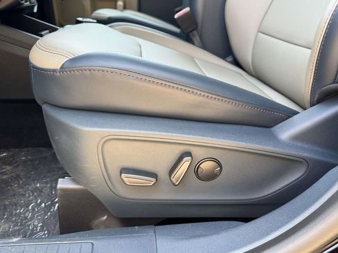New 2026 Ford Maverick Lariat AWD/4WD image 17