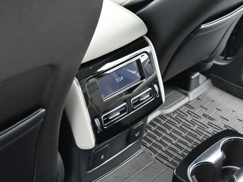 Used 2025 Lincoln Aviator Reserve w/ Equipment Group 201A image 35