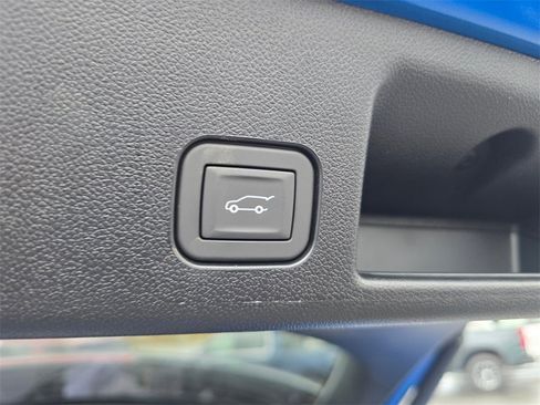 New 2026 Chevrolet Equinox EV RS image 17