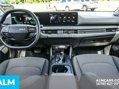 Used 2025 Kia K4 FWD image 25