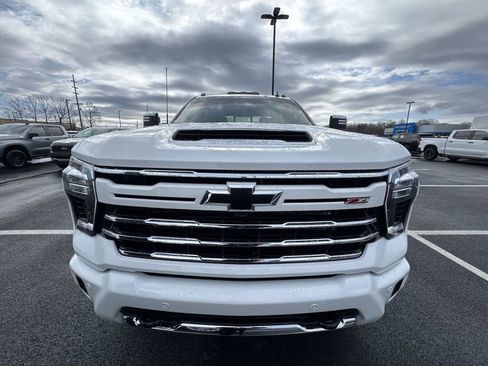Used 2025 Chevrolet Silverado 2500 LT w/ Z71 Chrome Sport Edition image 26