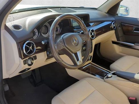 Used 2015 Mercedes-Benz GLK 350 2WD image 10