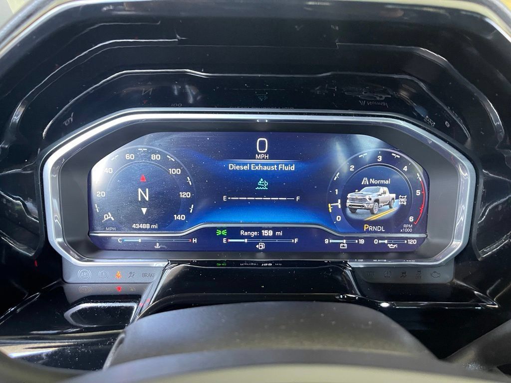 Used 2024 Chevrolet Silverado 2500 LT AWD/4WD image 20
