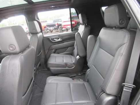 Used 2022 Chevrolet Tahoe LT w/ Luxury Package AWD/4WD image 23