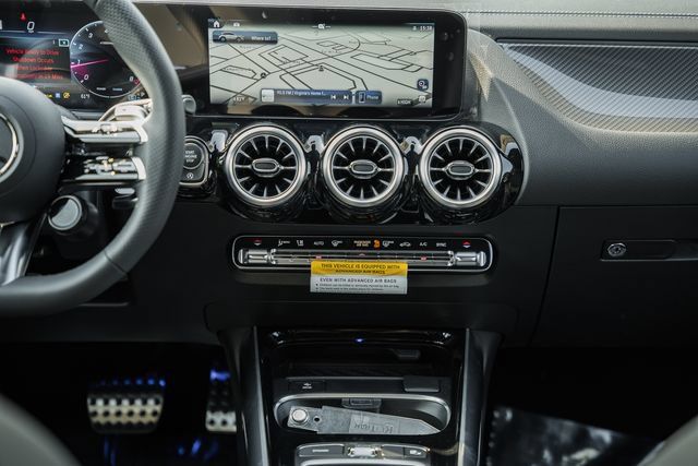 New 2026 Mercedes-Benz GLA 35 AMG 4MATIC image 22