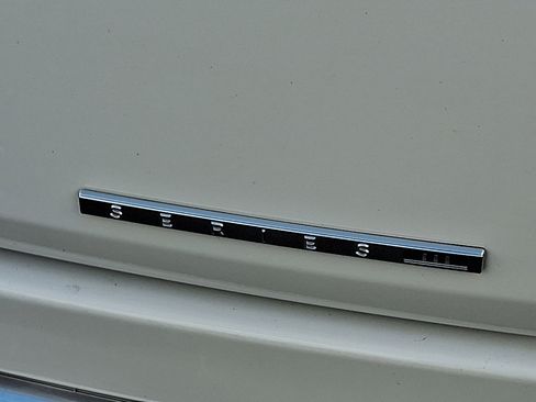 Used 2024 Jeep Wagoneer Series III image 16