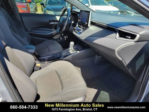 Used 2021 Toyota Corolla SE image 11