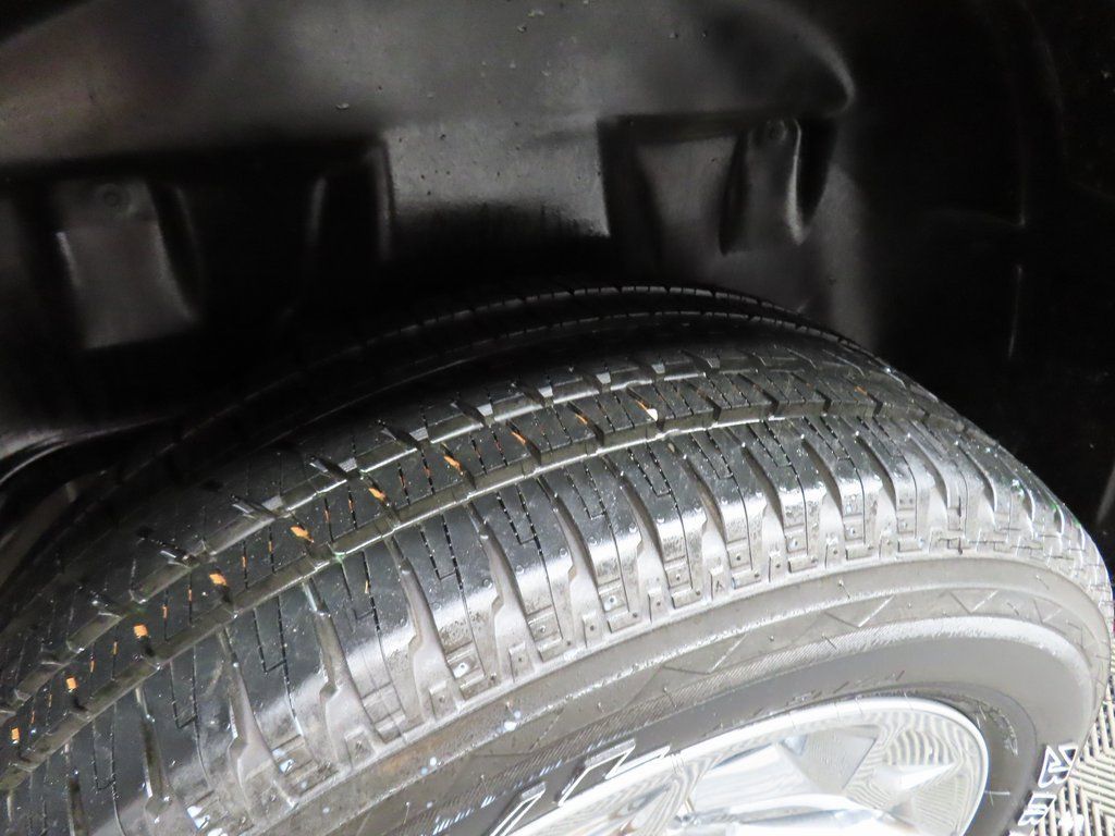 Used 2022 RAM 1500 Big Horn AWD/4WD image 29