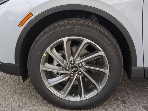 New 2026 Lincoln Corsair Premiere image 9