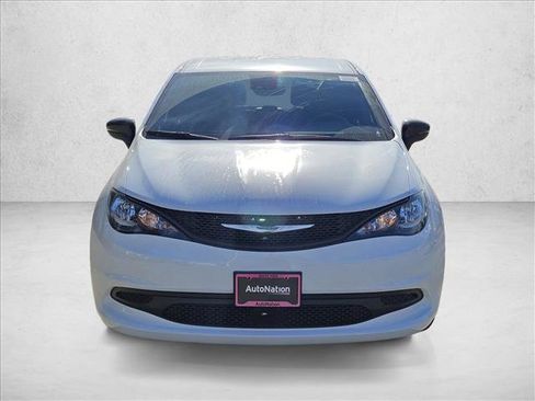 New 2025 Chrysler Voyager LX image 2