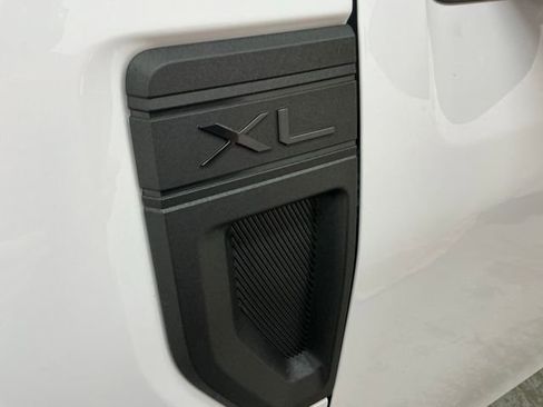 Used 2025 Ford Maverick XL image 7